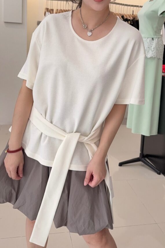 37180 Simple Knitted Top