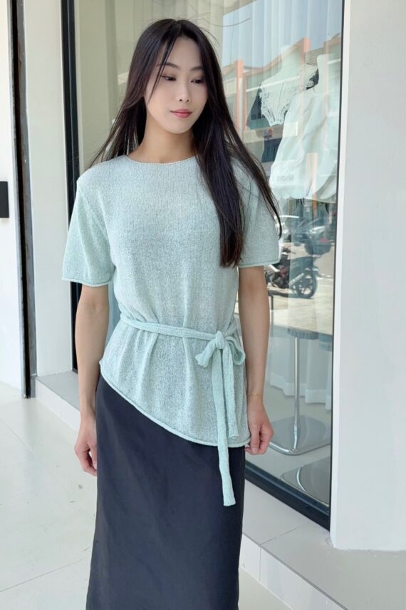 37321 Irregular Knit Top