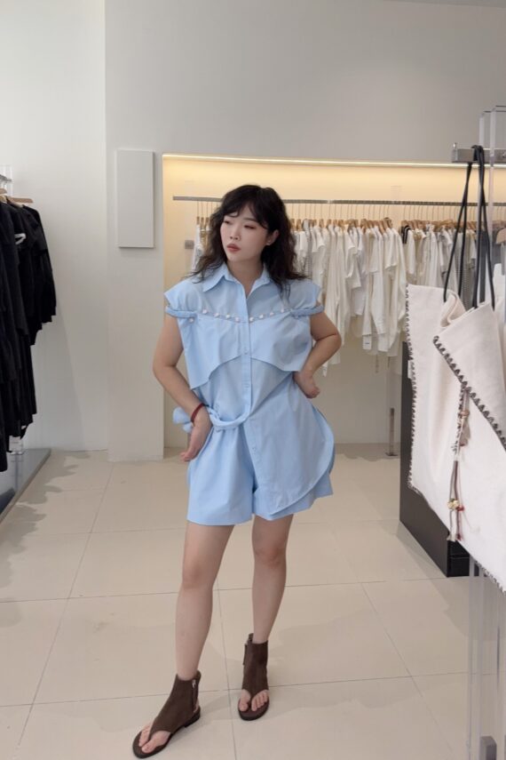 37290 Sleeveless Suit