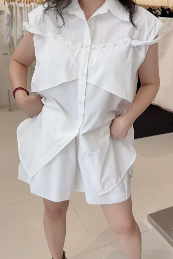 37290 Sleeveless Suit