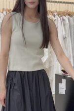 37244 Knitted Sleeveless Vest