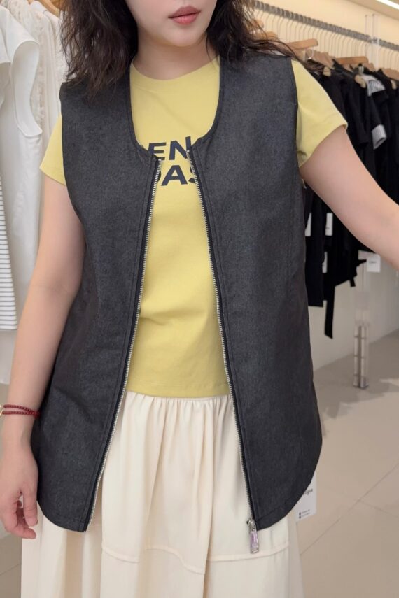 37195 Vintage Zipper Vest