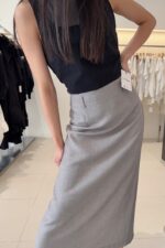 37235 Simple Suit Skirt
