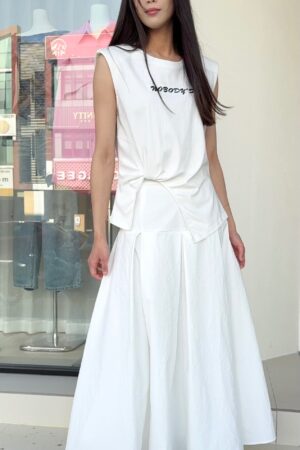 37189 SIMPLE SOLID COLOR SKIRT