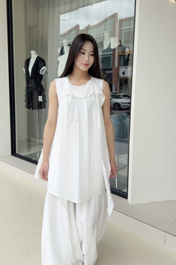 37369 SLEEVELESS CASUAL TOP