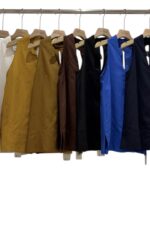 37563 SLEEVELESS HALTER TOP