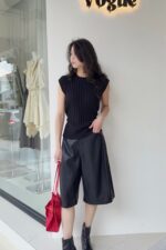 37819 KNITTED SLEEVELESS TOP