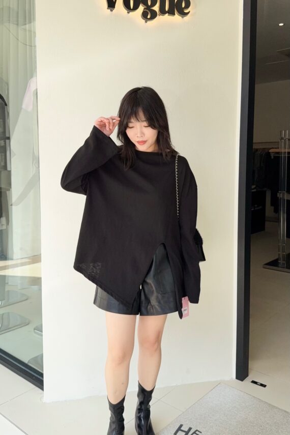 37888 IRREGULAR THIN LONG-SLEEVED TOP