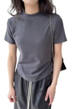 37828 SHORT-SLEEVE MOCK NECK TEE