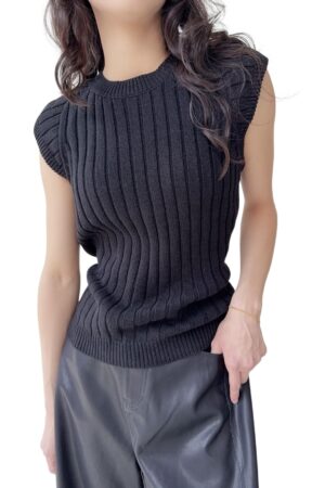 37819 KNITTED SLEEVELESS TOP