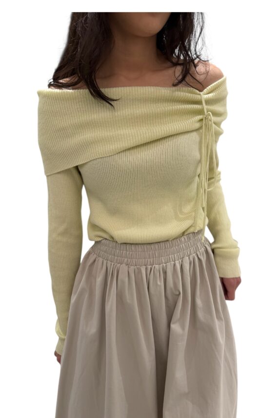 36970 KNITTED OFF-SHOULDER TOP
