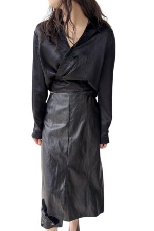 38111 SIMPLE LONG-SLEEVE SHIRT TOP