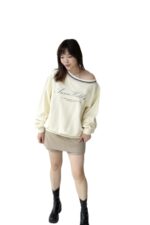38103 ONE-SHOULDER SWEATSHIRT