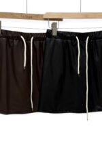 38178 SHORT PU SKIRT