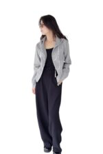 38179 HOODED SHORT TOP