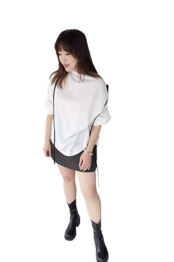 38337 IRREGULAR LONG-SLEEVE TOP