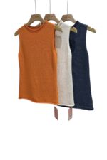 38622 KNITTED VEST
