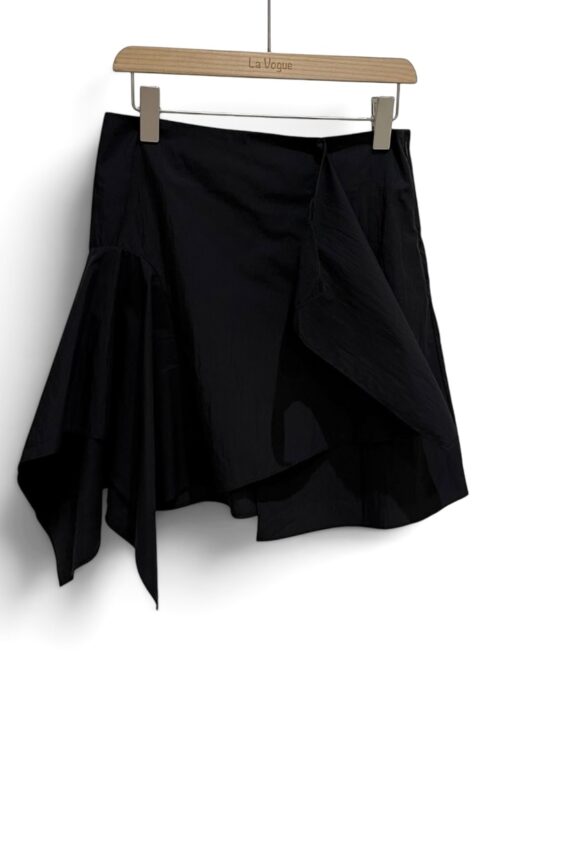 38271 IRREGULAR SHORT SKIRT