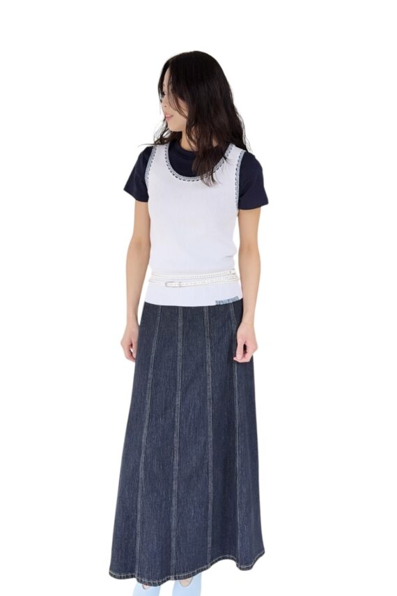 38661 KNITTED VEST