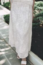 38857 EMBROIDERED LINEN SKIRT