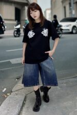 39190 FLORAL EMBROIDERY TEE