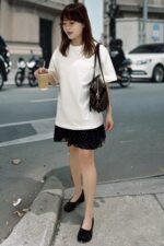 39190 FLORAL EMBROIDERY TEE