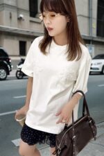39190 FLORAL EMBROIDERY TEE