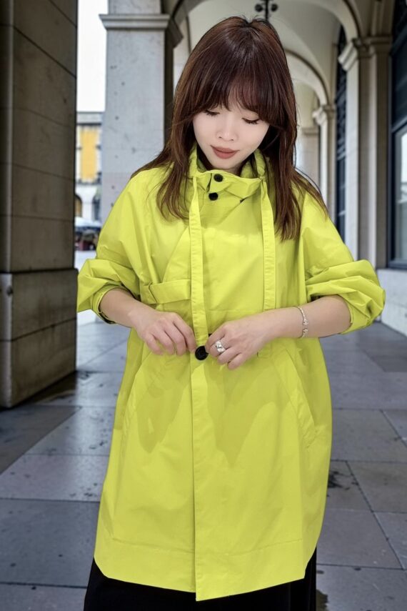 38914 HOODE WINDBREAKER  JACKET