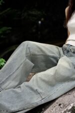 38941 EMBROIDERED JEANS