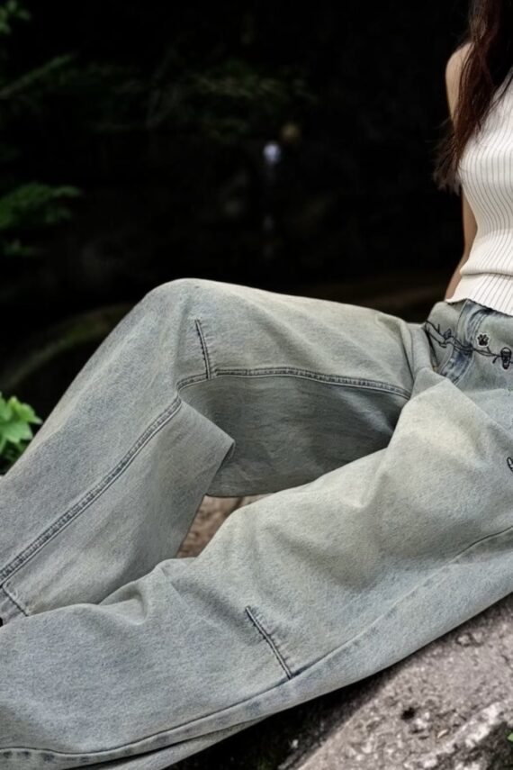38941 EMBROIDERED JEANS