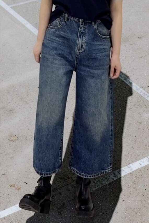39226 CROPPED STRAIGHT JEANS