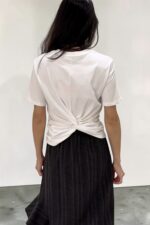 38860 MINIMALIST FITTED TEE