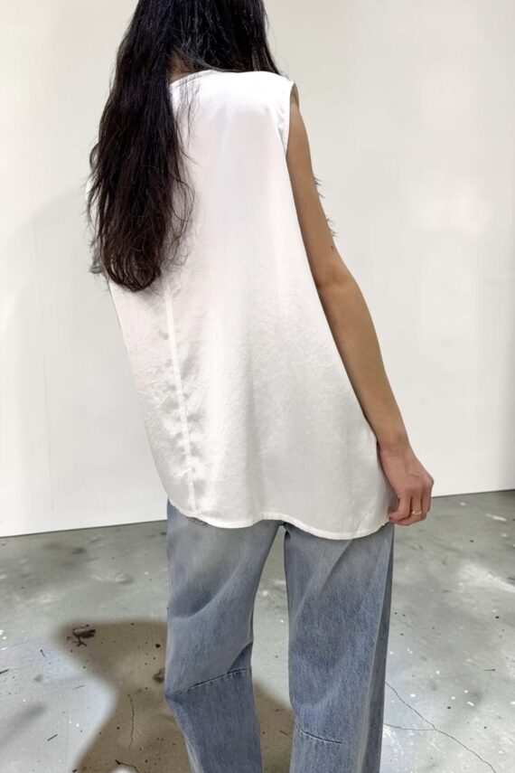 38864 SLEEVELESS TOP
