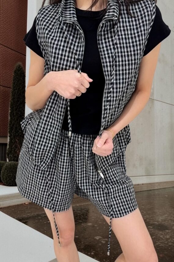 39165 CHECKER VEST & SHORT SET