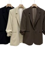 39231 FITTED SHORT-SLEEVE BLAZER