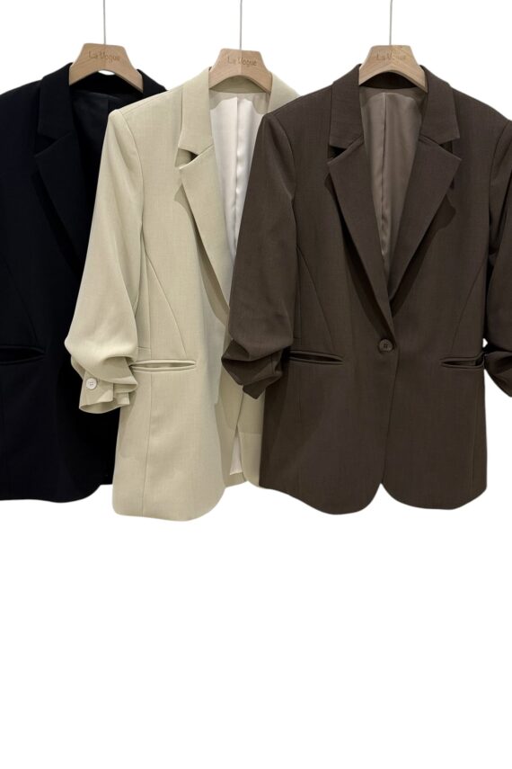 39231 FITTED SHORT-SLEEVE BLAZER