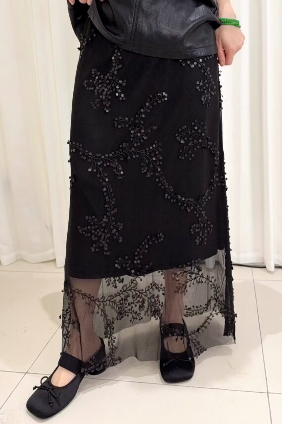39196 EMBROIDERED SEQUIN MIDI SKIRT