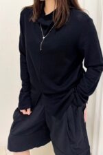 39249 COWL NECK LONG-SLEEVE TOP