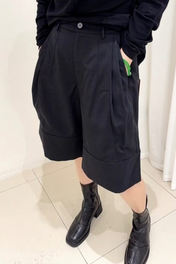 39253 TAILORED BERMUDA SHORTS