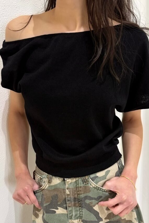 39128 DRAPED WIDE NECK TOP