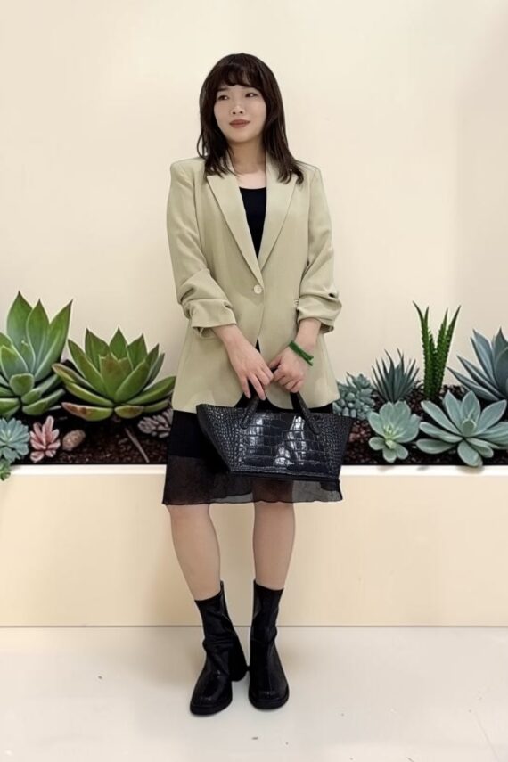 39231 FITTED SHORT-SLEEVE BLAZER