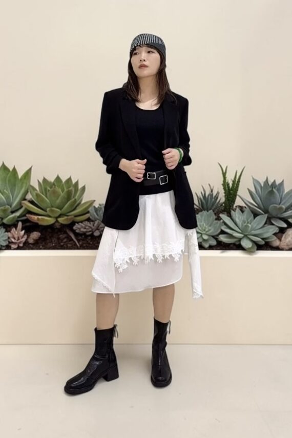 39231 FITTED SHORT-SLEEVE BLAZER