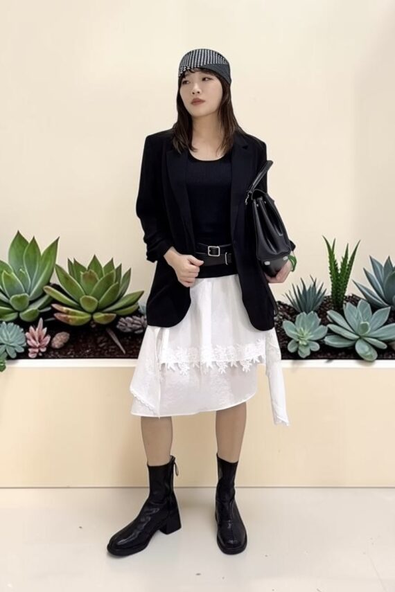 39231 FITTED SHORT-SLEEVE BLAZER