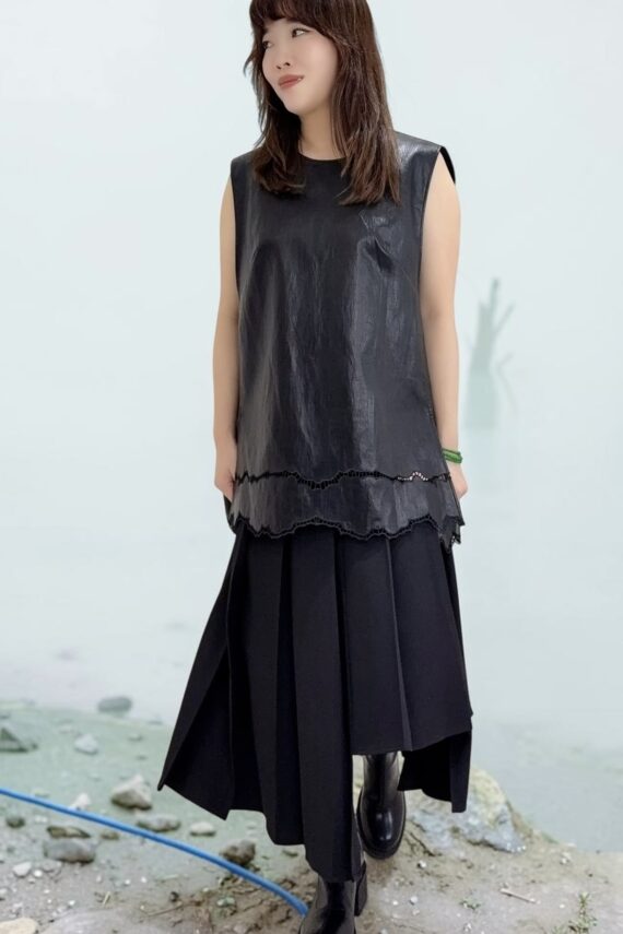 39255 ASYMMETRICAL PLEATED SKIRT