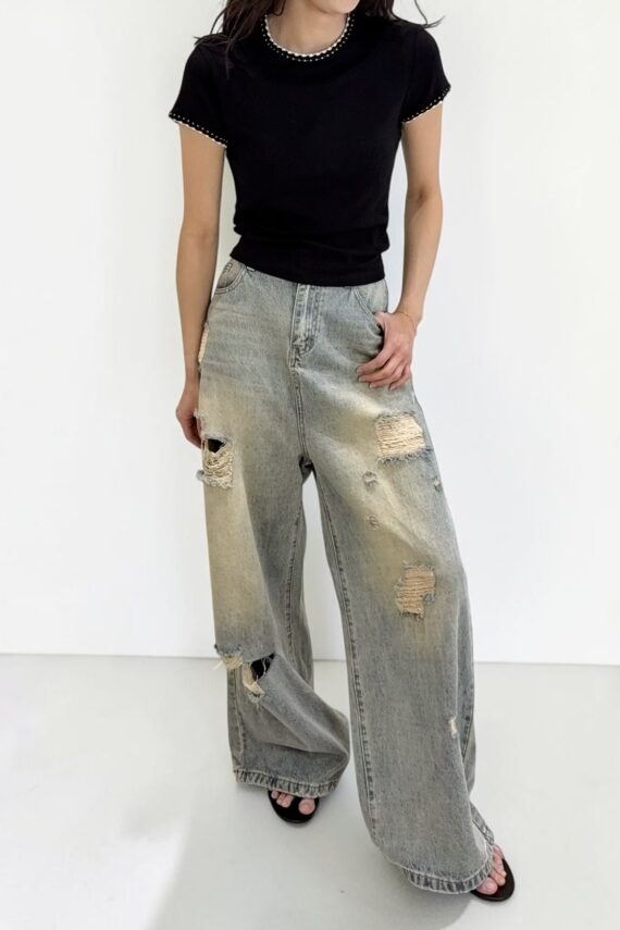38808  STAIGHT-LEG RIPPED JEANS