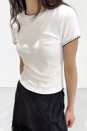 39188 FITTED MINIMALIST TEE