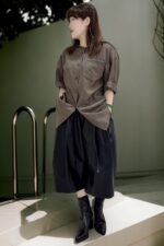 39250 ELASTIC WAIST CURVED-HEM LEATHER PANTS