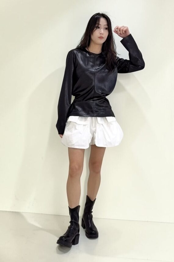 39026 FITTED LEATHER LONG-SLEEVE TOP