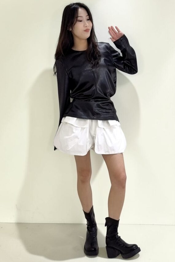 39026 FITTED LEATHER LONG-SLEEVE TOP