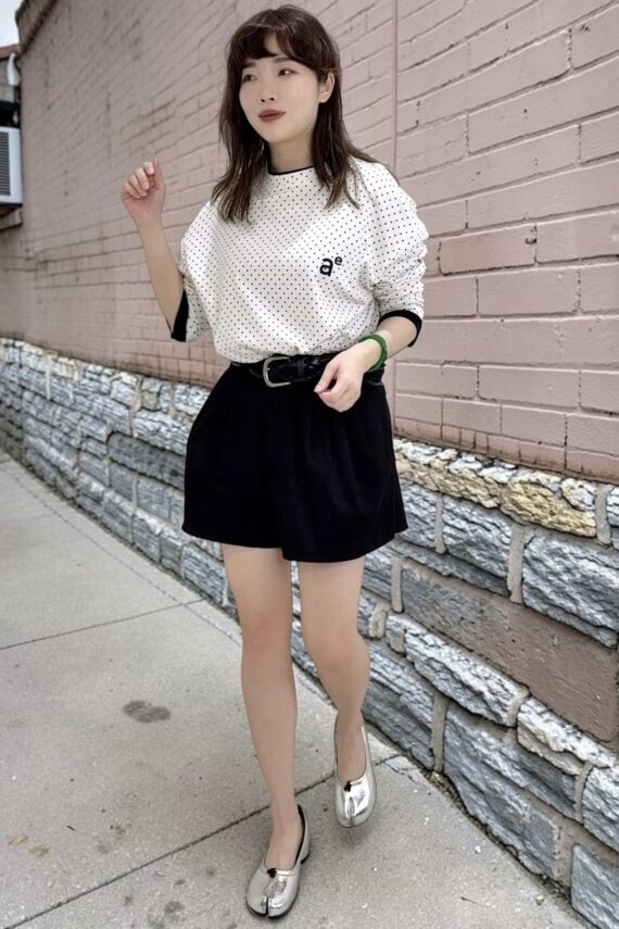 38962 MINIMALIST SHORT PANTS